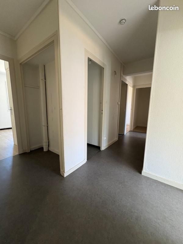 Appartement 4 pièces 76 m² · à Auxonne · 76 m² · 552 €