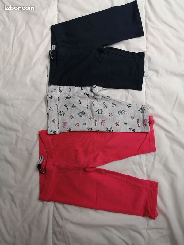 Lot de vêtements fille 4 ans. 15 (image 4)