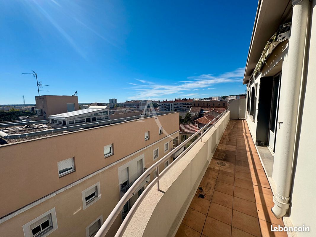 Appartement 6 pièces 111 m² · à Nîmes · 111 m² · 159 000 €