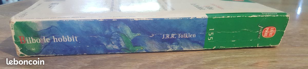BooK - Bilbo le hobbit - Tolkien - Le Livre de Poche 1996 (image 7)