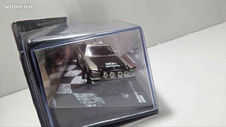 Miniature Mercedes-Benz 500 SLC Rallye Côte D'Ivoire 1980 - Échelle 1/43 - Altaya/Ixo