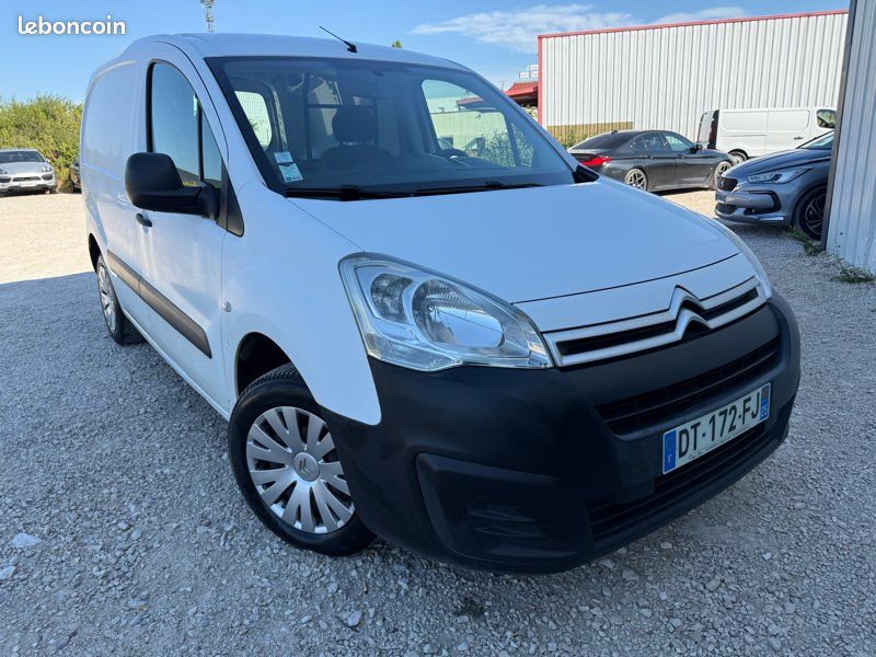 Citroën berlingo l1 1.6 hdi 75ch club bvm5 (image 2)