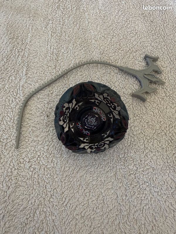 Jouet Toupie Beyblade Metal Fury Electronique (image 1)
