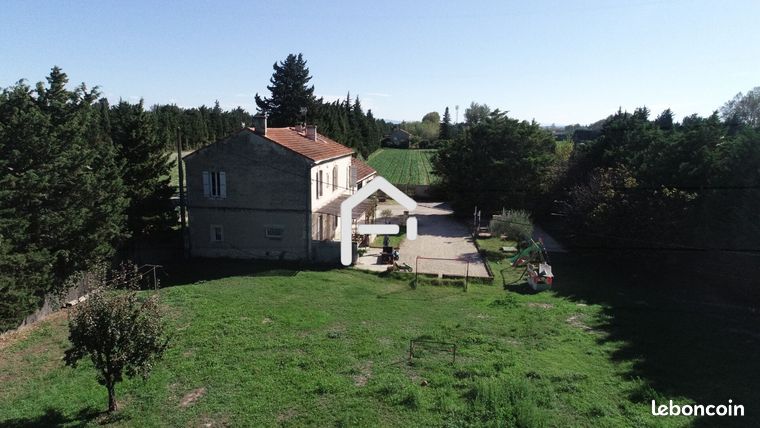 Mas 8 pièces 259 m²