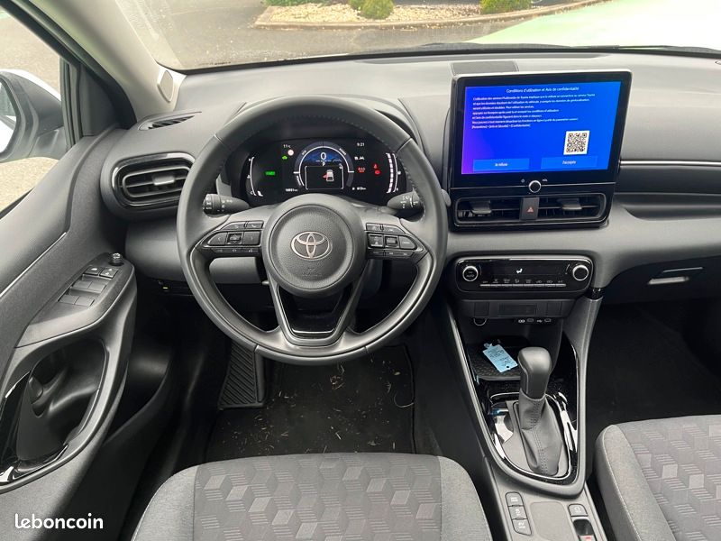 Toyota Yaris Hybride 116h Design (image 15)