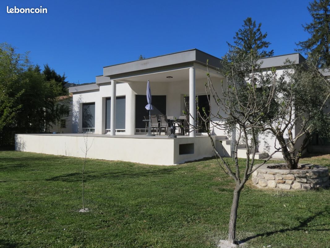 Maison 6 pièces 165 m² · à Saint-Florent-sur-Auzonnet · 165 m² · 290 000 €