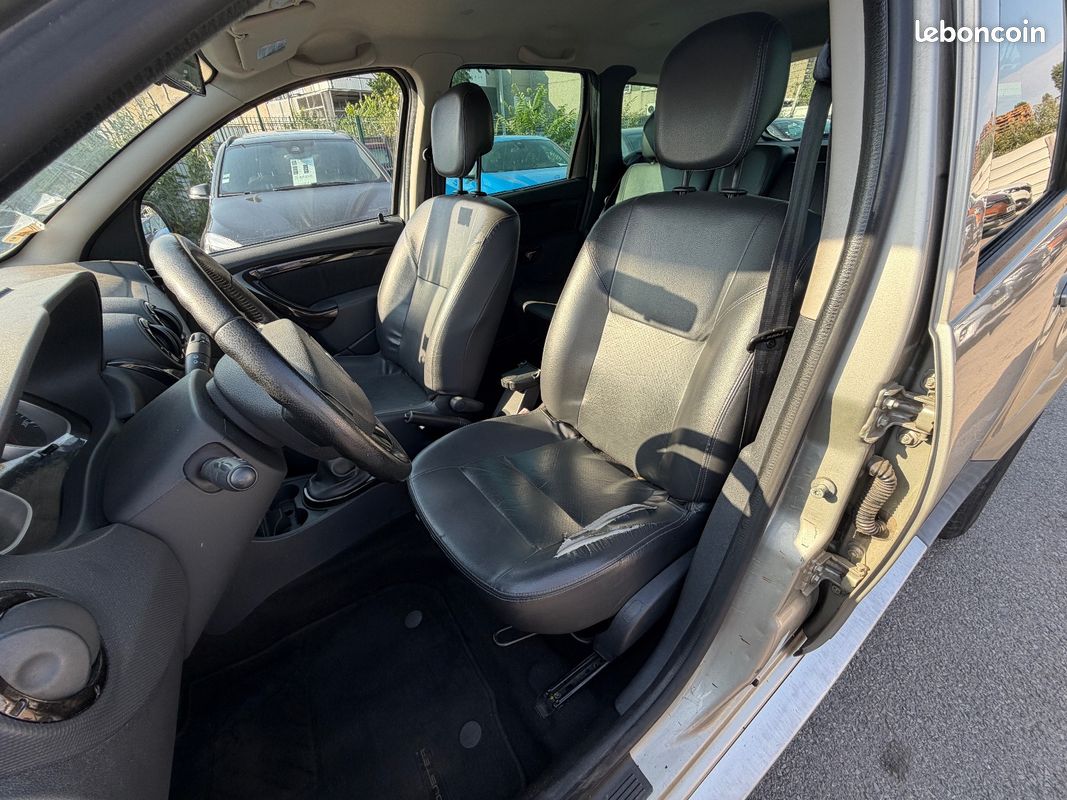 DACIA DUSTER 1.5 dCi 110 4x2 Lauréate (image 10)