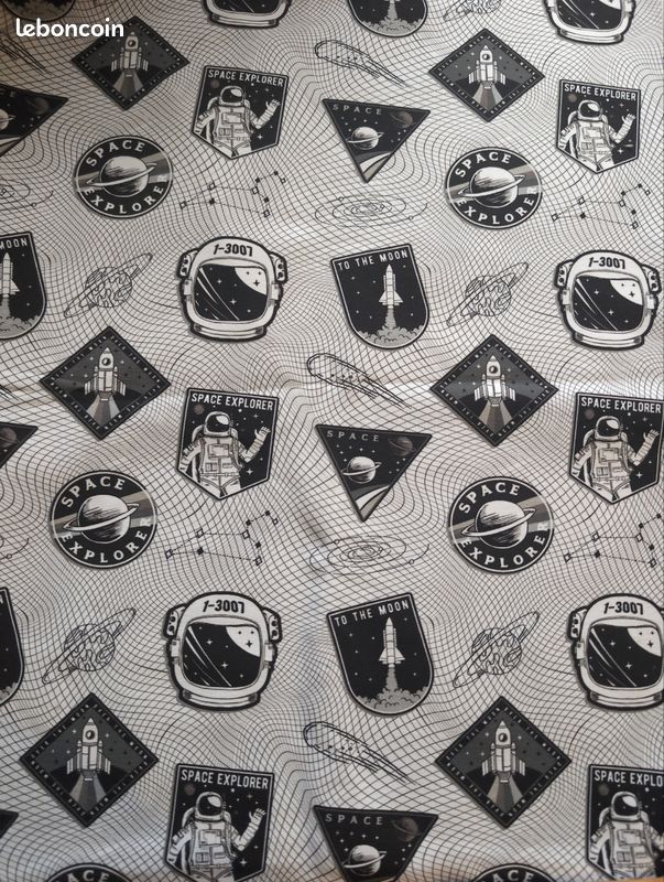 Tissu french terry espace (image 2)