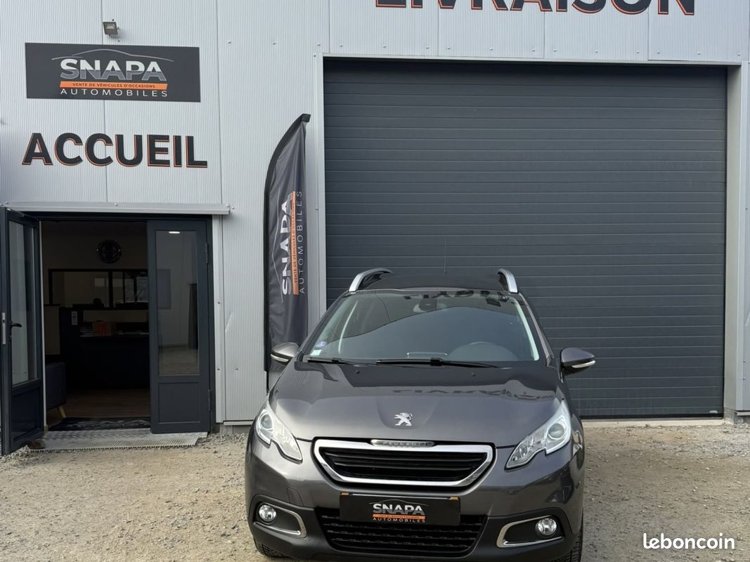 PEUGEOT 2008 1.2 VTi 82ch BVM5 Active (image 1)