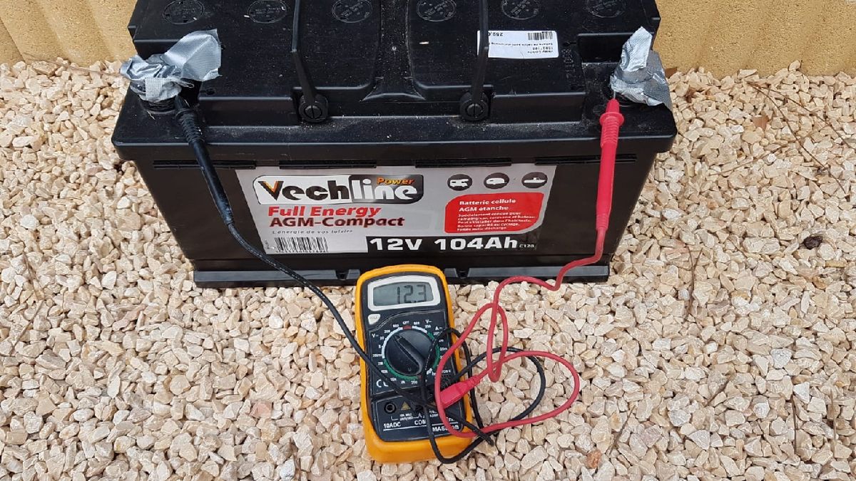 Bateria agm 104 AH compact Vechline full energy