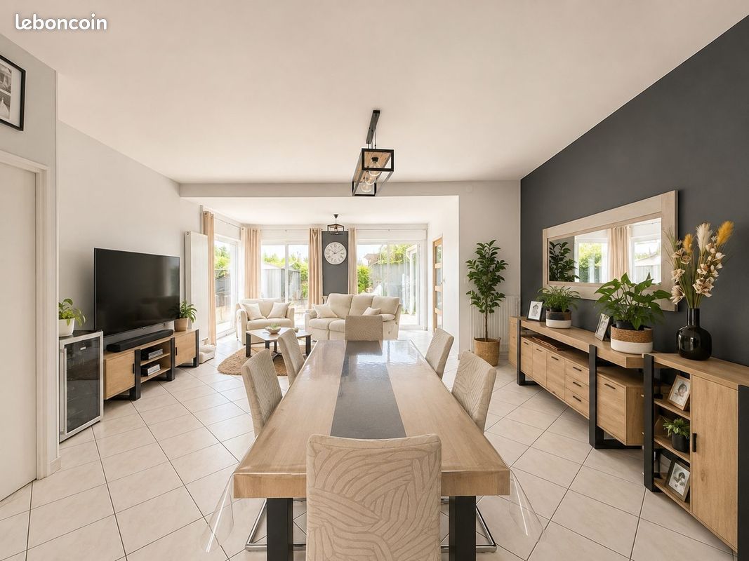Maison 6 pièces 120 m² · à Les Hauts-d'Anjou · 120 m² · 234 300 €