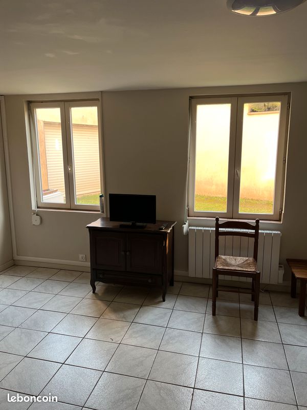 Appartement 1 pièce 30 m² · à Chalon-sur-Saône · 30 m² · 370 €