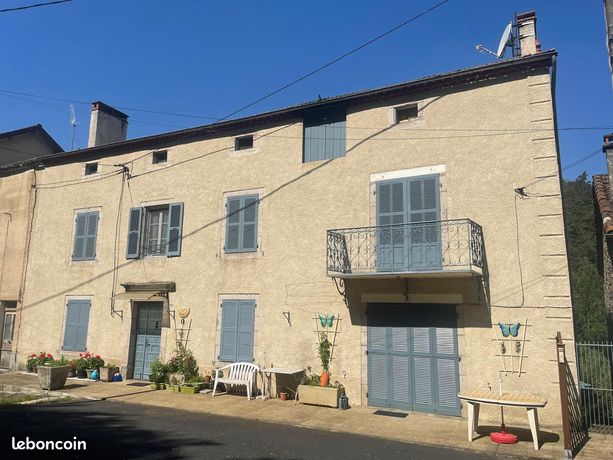 Maison 11 pièces 200 m²