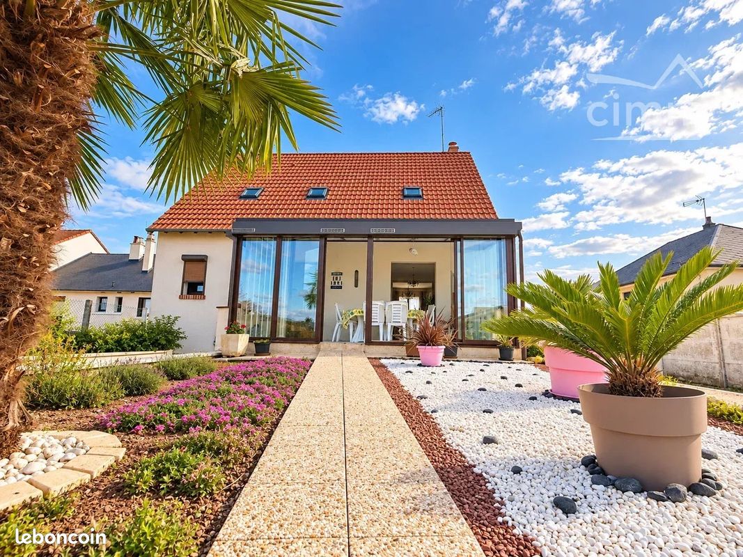 Maison 6 pièces 103 m² · à Vineuil · 103 m² · 270 000 €