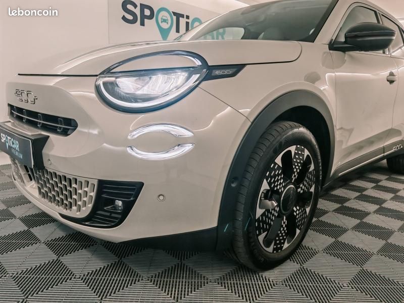 Fiat 600 1.2 Hybrid Turbo 110ch La Prima eDCT6 (image 30)