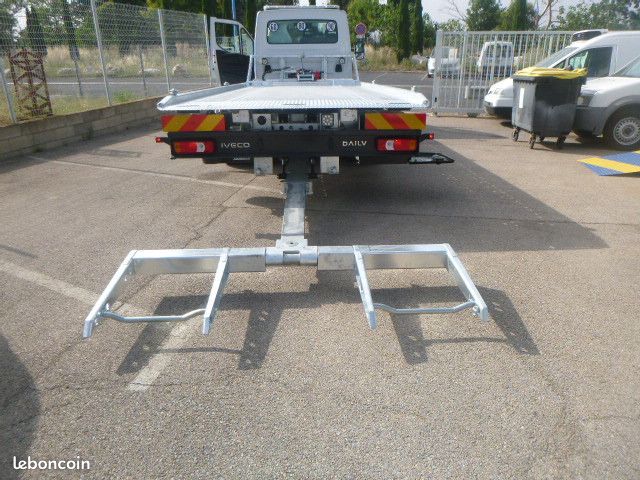 Iveco DAILY 70.180H DEPANNEUSE (image 20)