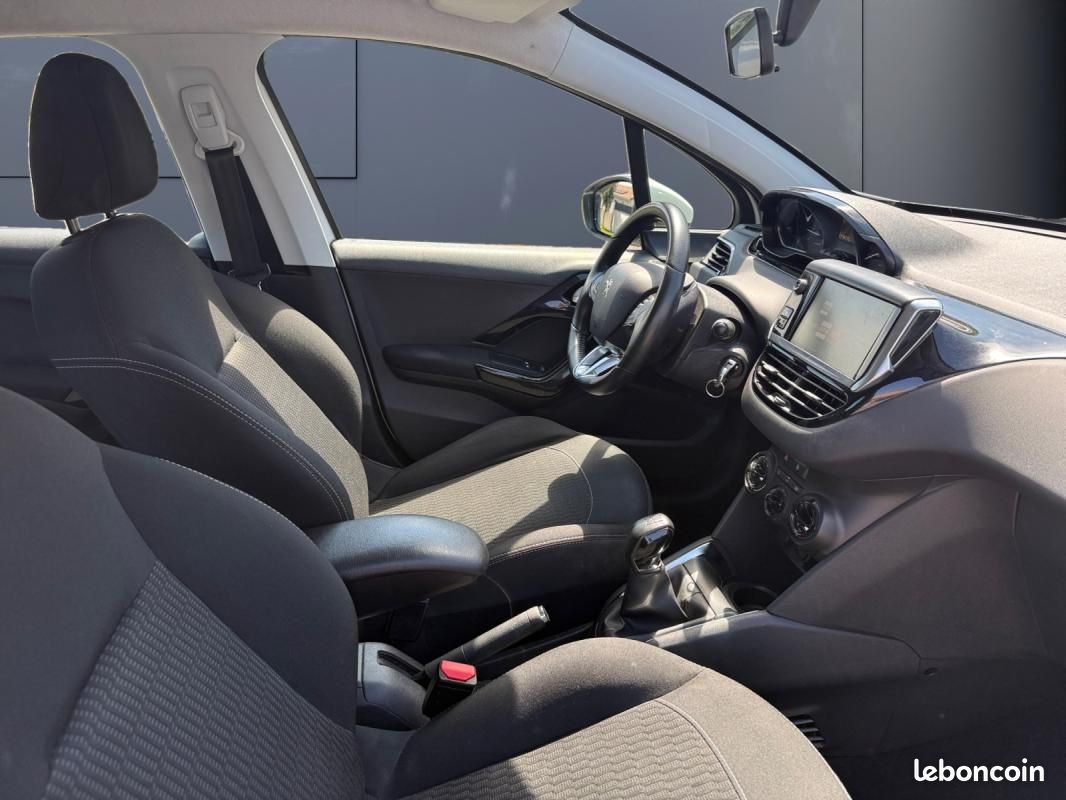 Peugeot 208 1.2 80 ch Active Business Start & Stop /Courroie neuve/CarPlay/Clim/Radar recul/Régul... (image 14)