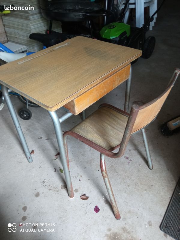 Table et chaise d'écolier (image 2)