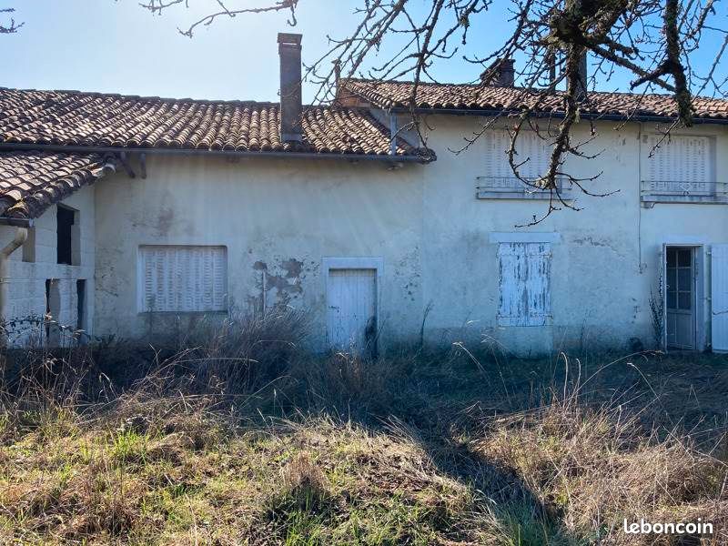 Maison 4 pièces 121 m² · au Lindois · 121 m² · 34 995 €