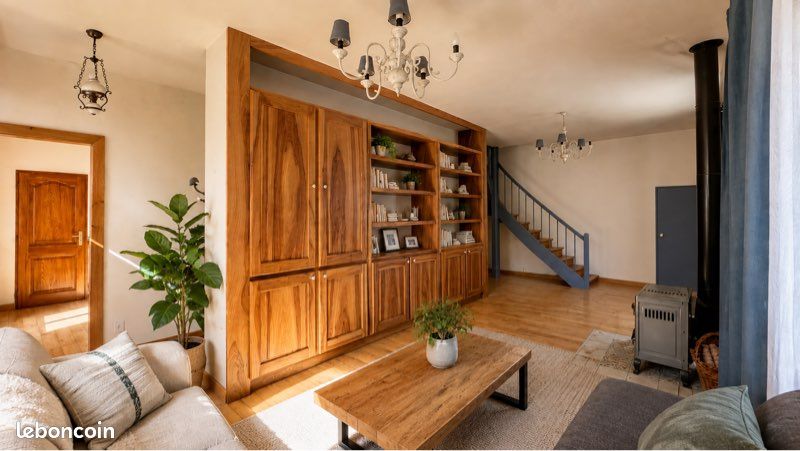 Maison 9 pièces 160 m² · à Viriville · 160 m² · 215 000 €