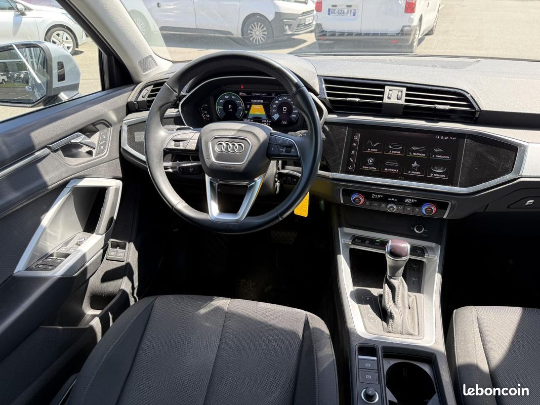 AUDI Q3 45 TFSI e 245ch Design S tronic 6 (image 3)