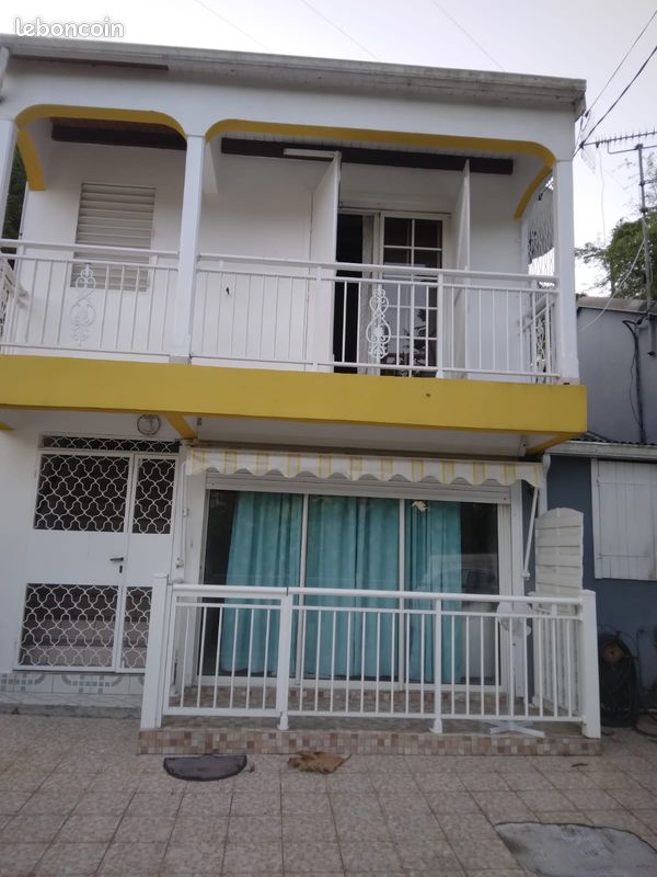 Maison 2 pièces 70 m² · à Les Abymes · 70 m² · 650 €/mois