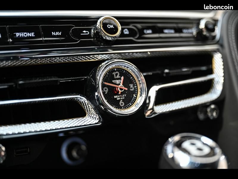 Bentley Flying Spur V6 3.0 HYBRID (image 39)
