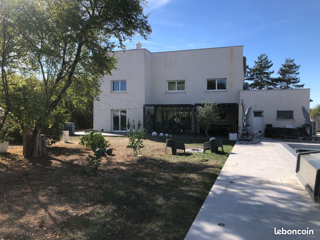 Maison 6 pièces 190 m² · à Issoudun · 190 m² · 419 200 €