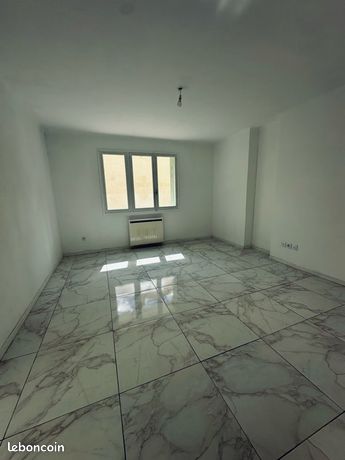 Appartement T4 entièrement rénové