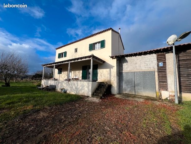 Maison 5 pièces 140 m²