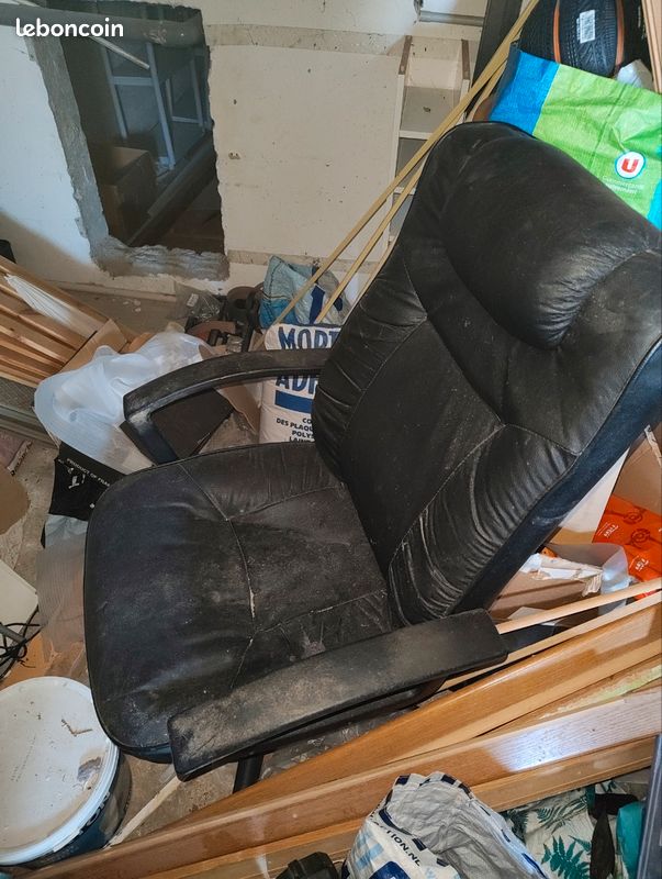 Chaisse de bureau (image 1)