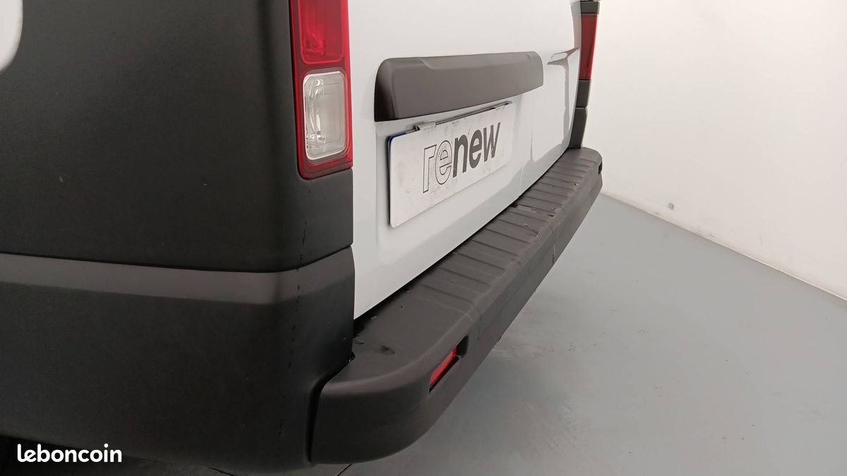 Renault trafic fgn l1h1 3000 kg blue dci 130 (image 18)