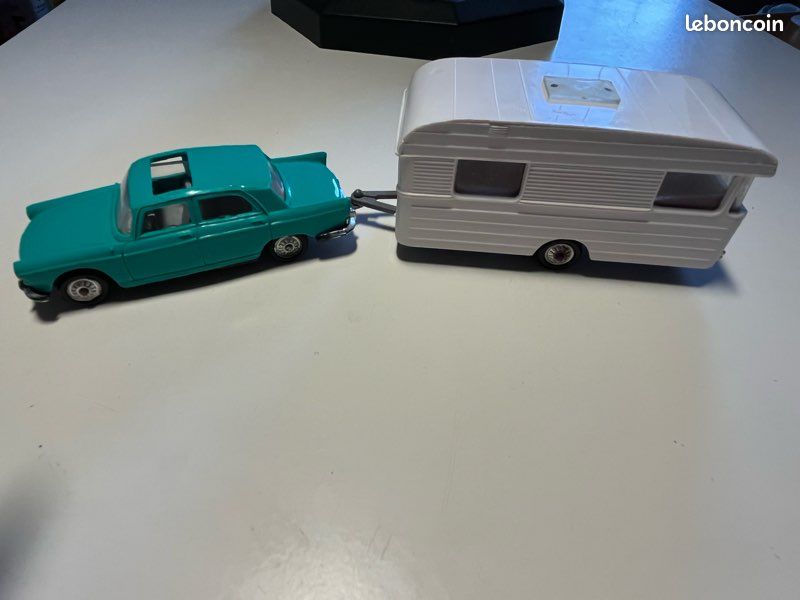 NOREV 1/43 - PEUGEOT 404 - N° 51 - CARAVANE DIGUE - N° 93