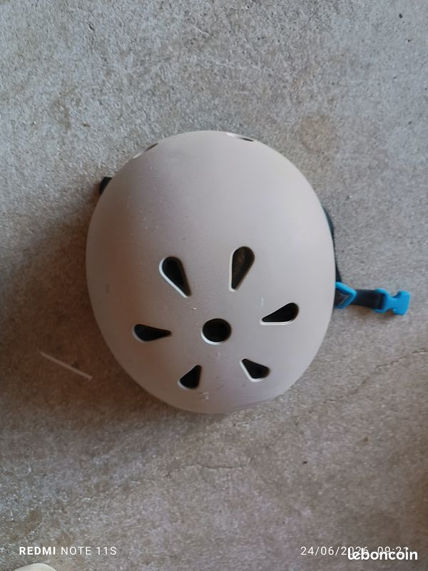 Vend casque de vélo (image 1)