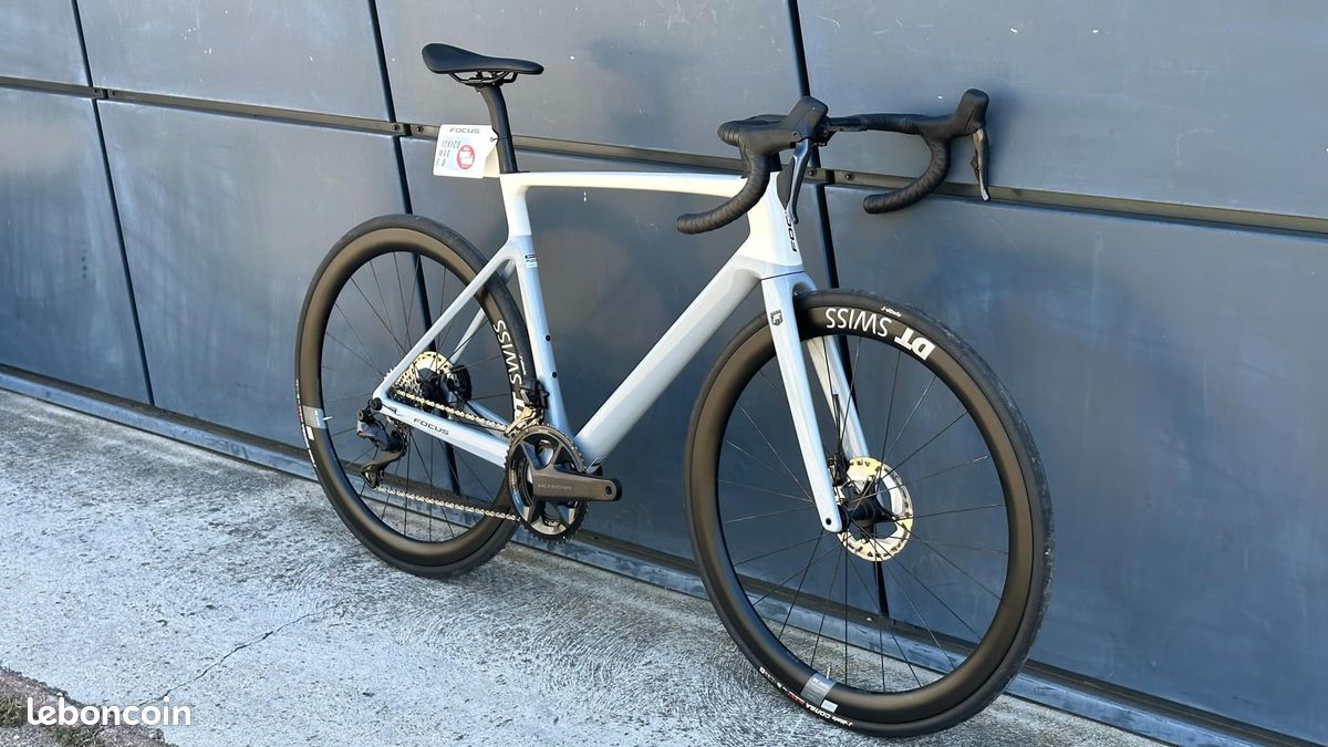 Vélo de Route Focus Izalco Max 9.8 2025 Déstockage (image 2)