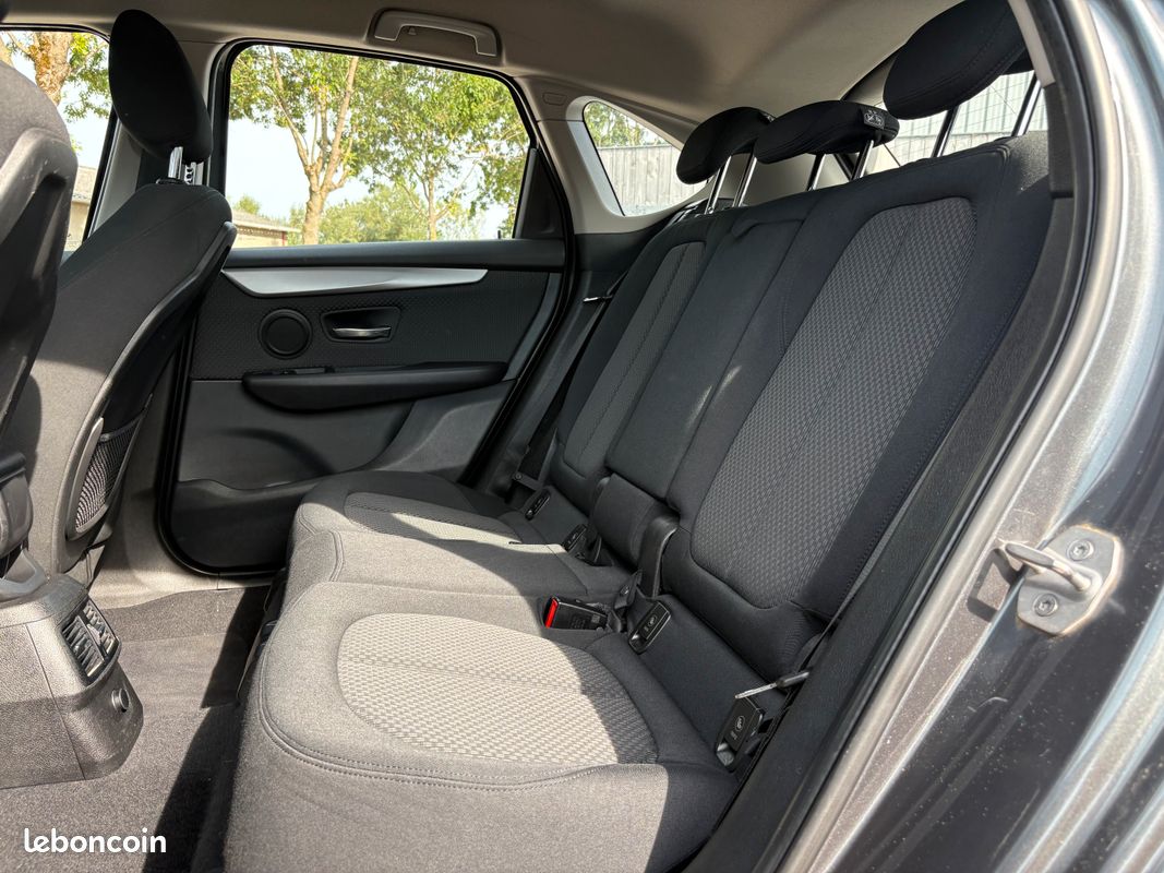 BMW SERIE 2 ACTIVE TOURER (F45) 218i 136Ch LOUNGE / CARNET ET SUIVI D’ENTRETIEN COMPLET (image 9)