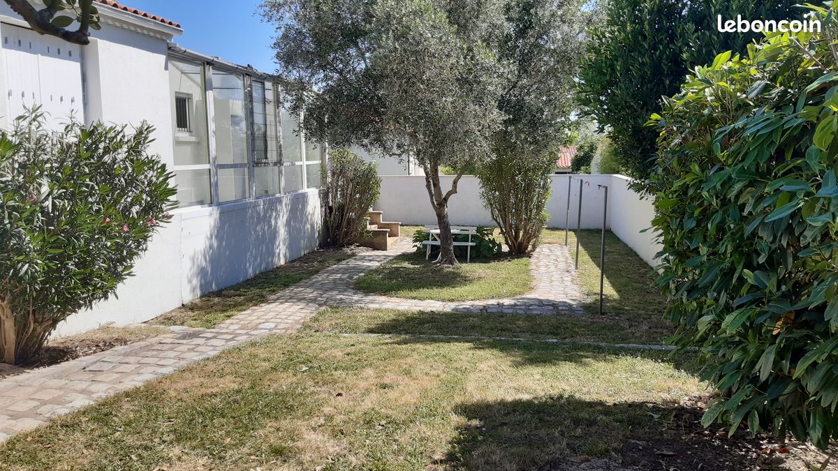 Maison 4 pièces 80 m² · à Rochefort · 80 m² · 290 000 €