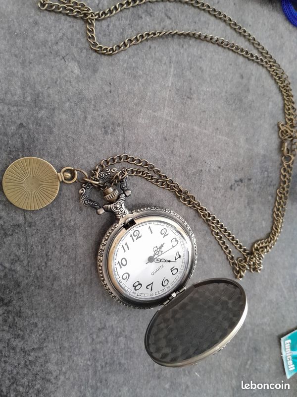 Montre gousset Alice au pays des merveilles (image 3)