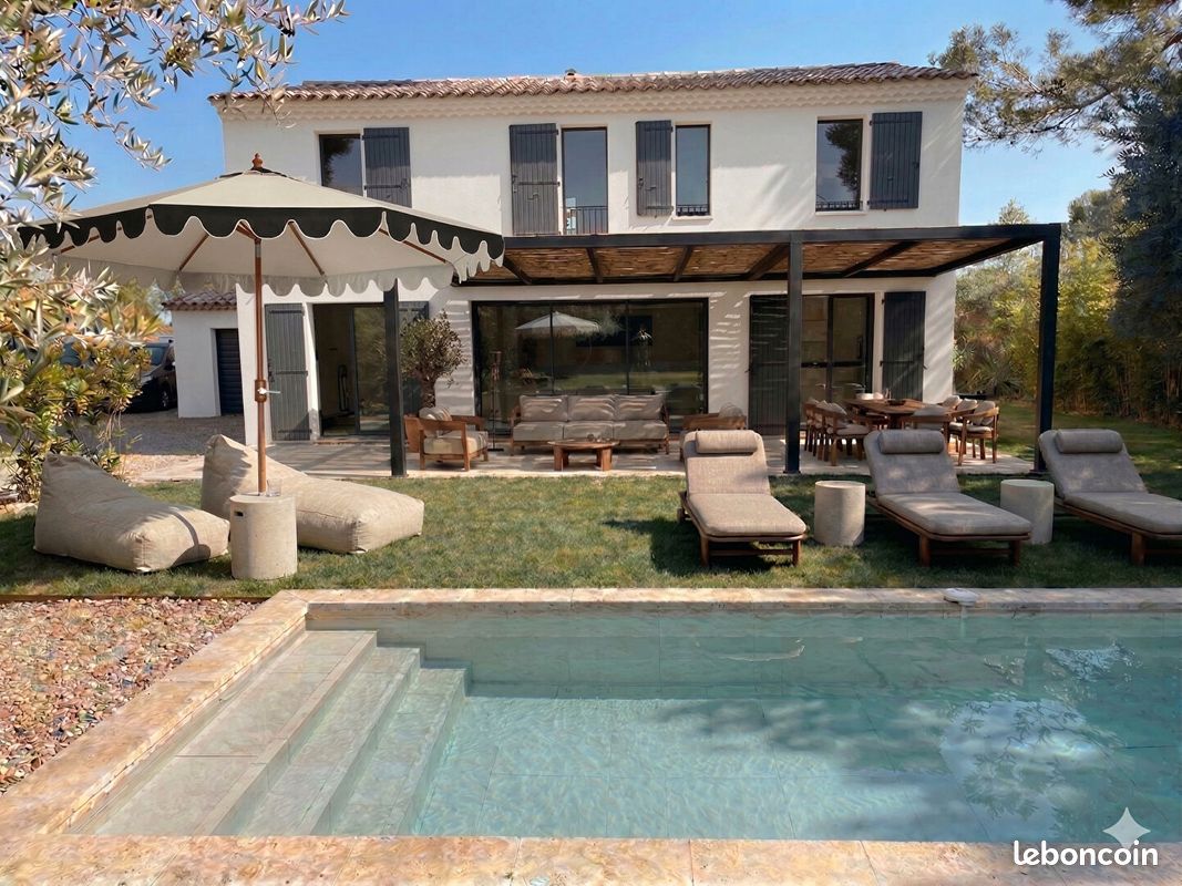 Maison 5 pièces 173 m² · à Aix-en-Provence · 173 m² · 5 200 €