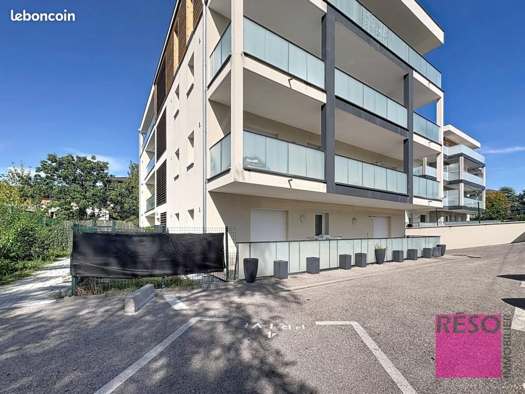 Appartement 2 pièces 49 m² · à Annemasse · 49 m² · 227 000 €