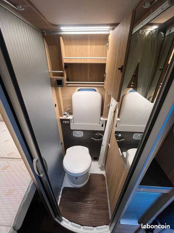Fourgon toit relevable Hymer Grand Canyon - 4 places Couchage (image 5)