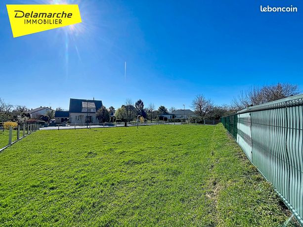 Terrain 814 m² LE VAL SAINT PERE