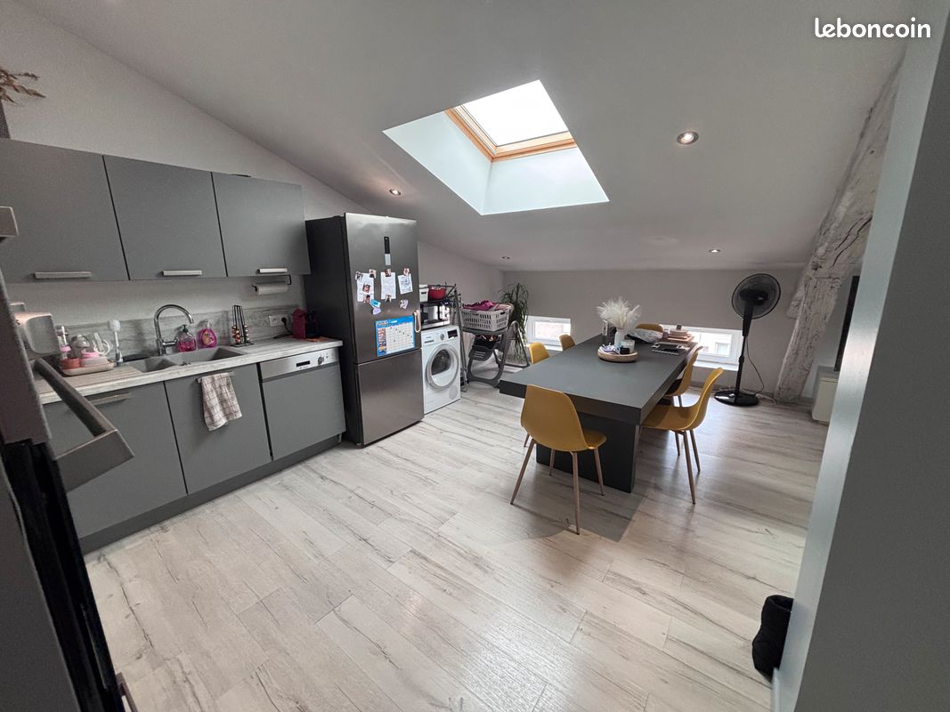 Appartement 4 pièces 100 m² · à Pont-Saint-Vincent · 100 m² · 127 000 €