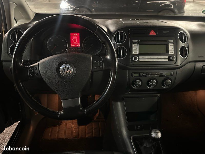 Volkswagen Golf Plus (image 8)