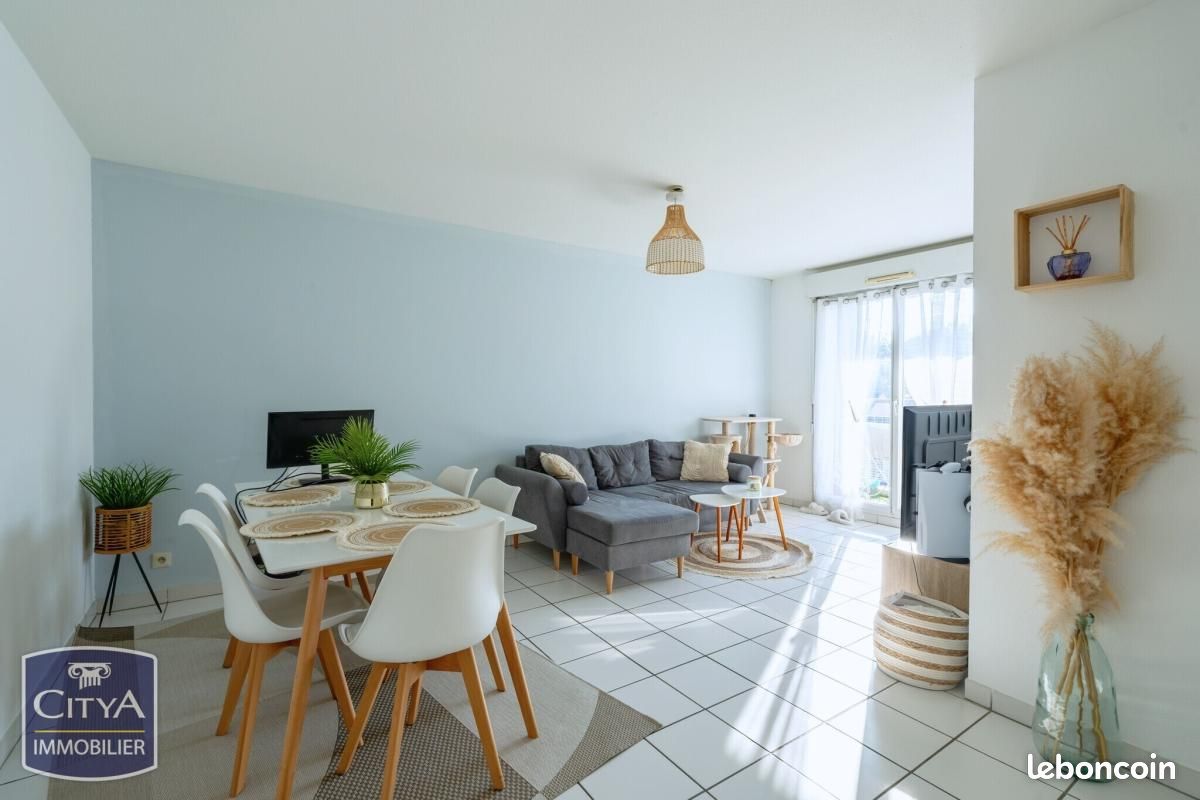 Appartement 2 pièces 49 m² · à Allonnes · 49 m² · 78 000 €