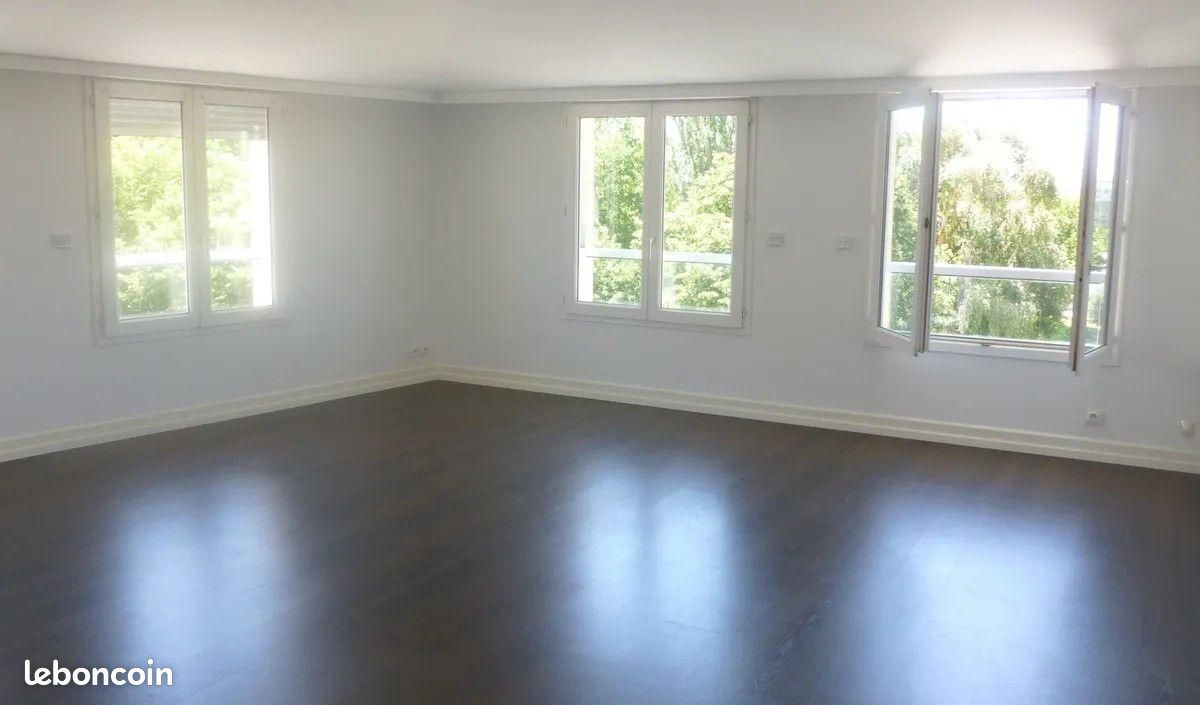 Appartement 3 pièces 80 m² · à La Rochelle · 80 m² · 1 450 €