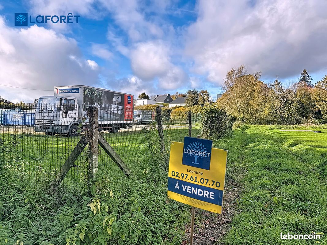 Terrain 801 m² · à Plumelin · 801 m² · 33 750 €