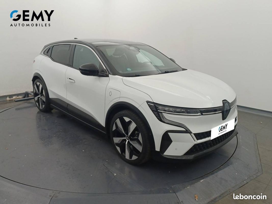 RENAULT Megane E-Tech EV60 220 ch super charge Techno (image 3)