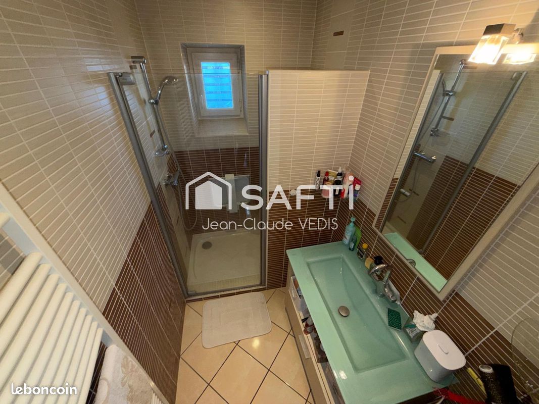 Propriété 10 pièces 280 m² (image 14)