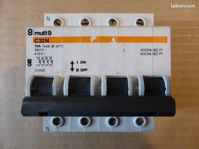 Disjoncteur Unipolaire Merlin Gerin C32a 15A - Série 3000 MG